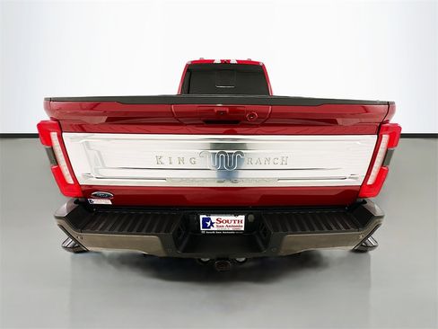 Used 2023 Ford F350 King Ranch w/ FX4 Off-Road Package image 5
