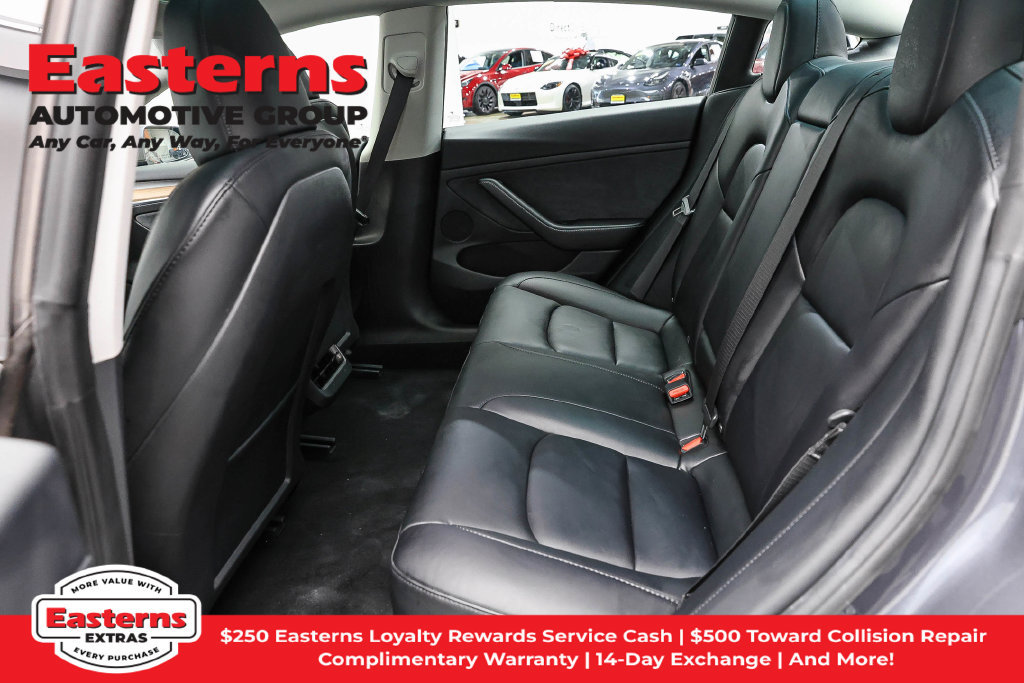 Used 2023 Tesla Model 3 Standard Range RWD image 17