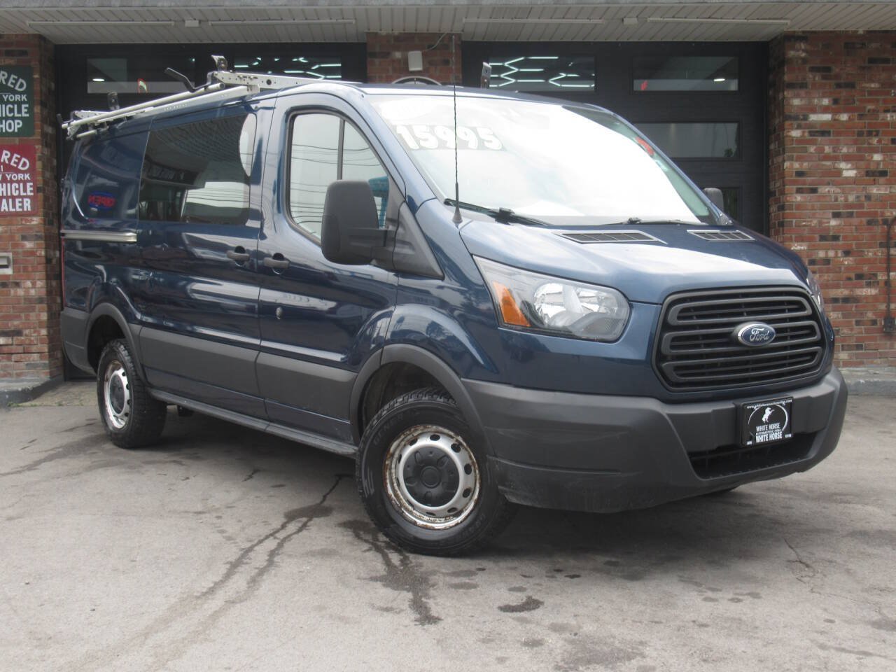 Used 2019 Ford Transit 250 130 Low Roof RWD image 1