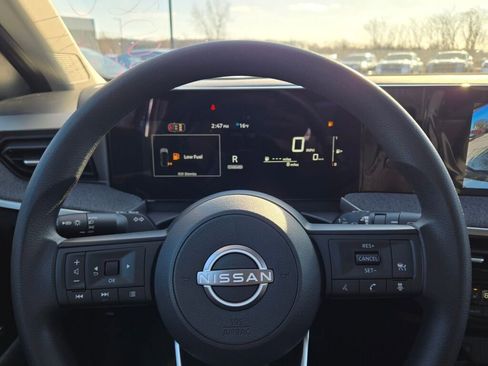 New 2026 Nissan Kicks SV w/ SV Premium Package AWD/4WD image 31