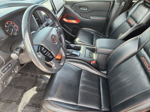 Used 2023 Nissan Frontier PRO-4X w/ Pro-4X Premium Package image 8
