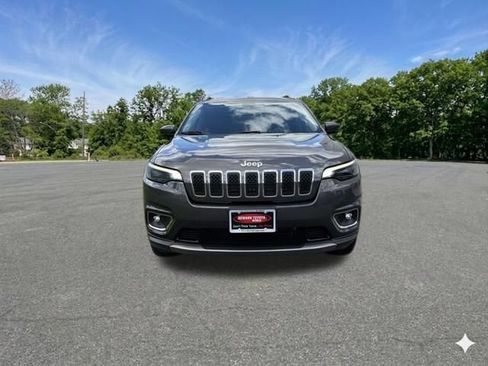 Used 2019 Jeep Cherokee Limited AWD/4WD image 3