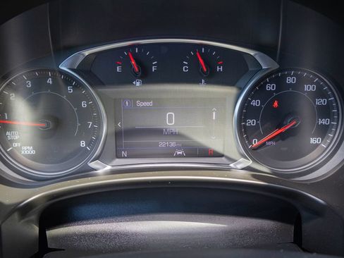 Used 2023 GMC Terrain SLE w/ Driver Convenience Package AWD/4WD image 17
