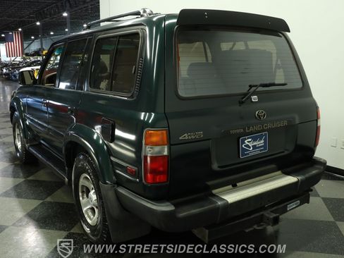 Used 1997 Toyota Land Cruiser w/ Collector's Edition Pkg AWD/4WD image 8