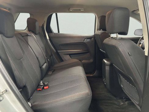 Used 2017 GMC Terrain SLE FWD image 18