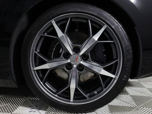Used 2023 Chevrolet Corvette Stingray w/ Stealth Interior Trim Package image 39