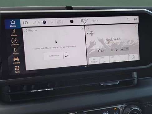 New 2024 Jeep Wrangler Sahara w/ Safety Group image 11