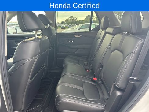 Used 2025 Honda Pilot EX-L image 14