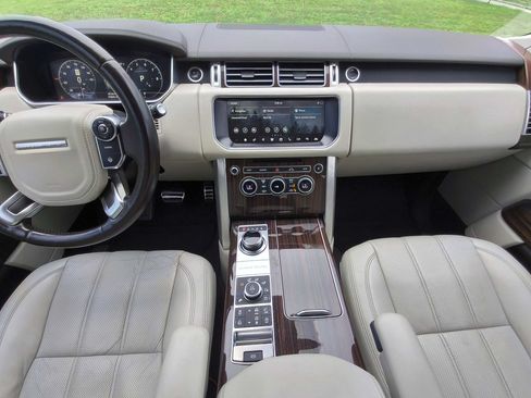 Used 2017 Land Rover Range Rover Supercharged AWD/4WD image 27