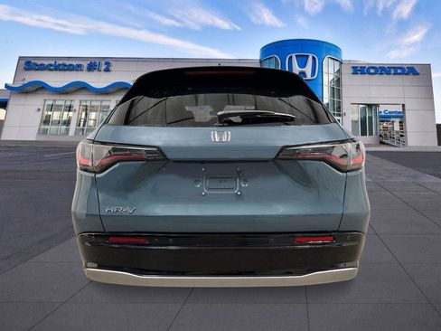 New 2026 Honda HR-V EX-L image 4