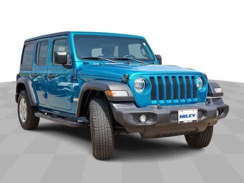 Used 2020 Jeep Wrangler Unlimited Sport S AWD/4WD image 2