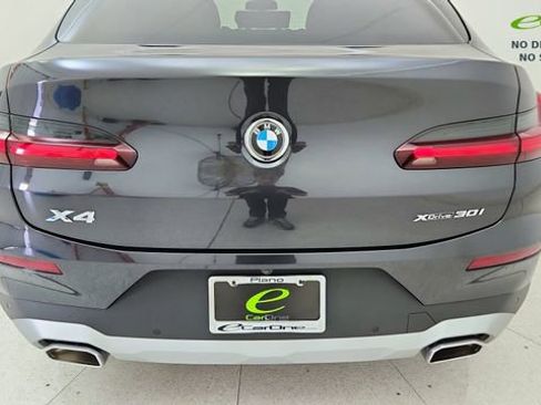 Used 2025 BMW X4 xDrive30i AWD/4WD image 11
