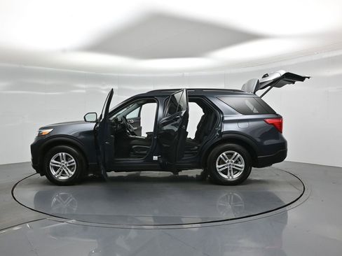 Certified 2023 Ford Explorer XLT RWD image 37