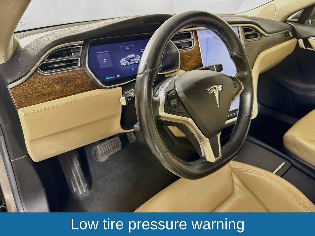 Used 2016 Tesla Model S 70 RWD image 10
