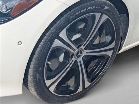 Used 2025 Mercedes-Benz C 300 C 300 image 21