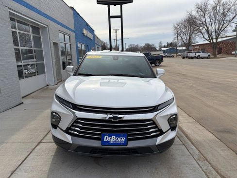 Used 2023 Chevrolet Blazer Premier image 7