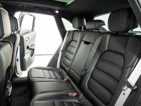 New 2026 Porsche Macan S AWD/4WD image 22