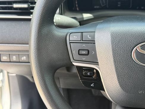 Used 2025 Toyota Camry LE FWD image 14