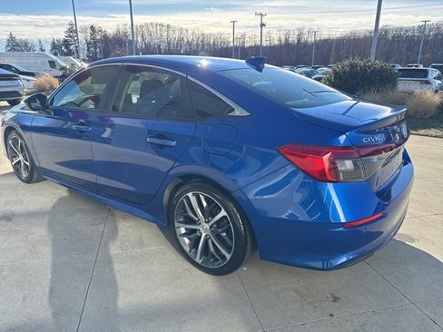 Used 2022 Honda Civic Touring image 5