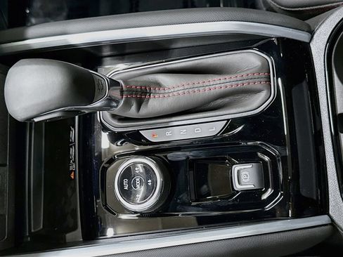 New 2026 Chevrolet Colorado Z71 w/ Technology Package AWD/4WD image 17