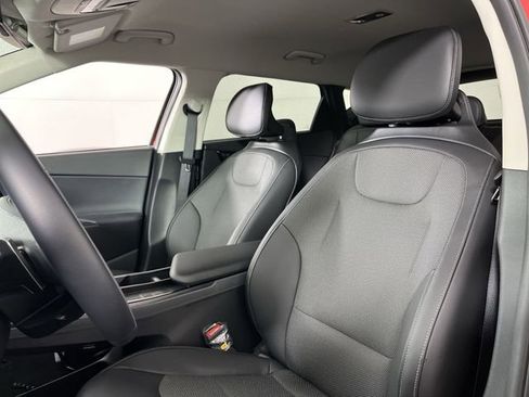 New 2025 Kia EV6 Light AWD/4WD image 11