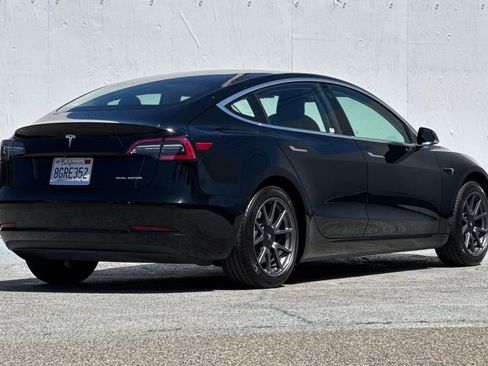 Used 2018 Tesla Model 3 Long Range AWD/4WD image 3