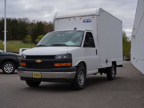 New 2026 Chevrolet Express 3500 w/ Power Convenience Package RWD image 11