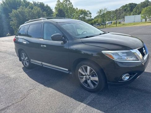 Used 2015 Nissan Pathfinder Platinum w/ Cargo Package AWD/4WD image 24
