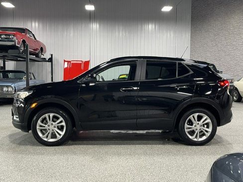 Certified 2022 Buick Encore GX Preferred w/ Cold Weather Comfort Package AWD/4WD image 2