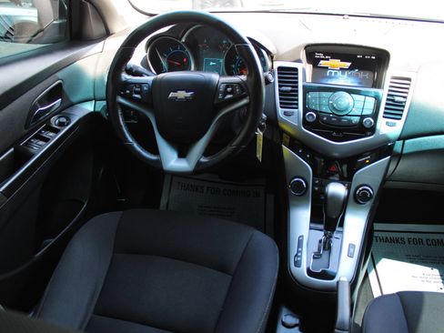 Used 2013 Chevrolet Cruze Eco FWD image 12