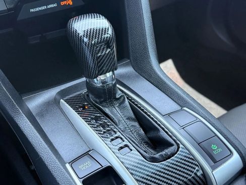 Used 2017 Honda Civic Touring image 27