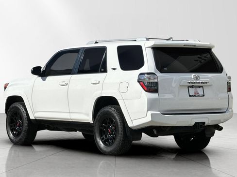 Used 2018 Toyota 4Runner SR5 image 6