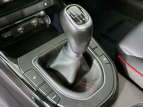 Used 2023 Kia Forte GT image 19