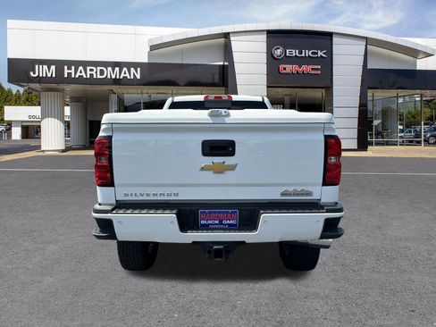 Used 2015 Chevrolet Silverado 2500 High Country w/ Duramax Plus Package AWD/4WD image 6