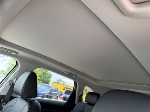 New 2026 Kia Sorento S w/ S Panoramic Sunroof Package FWD image 16