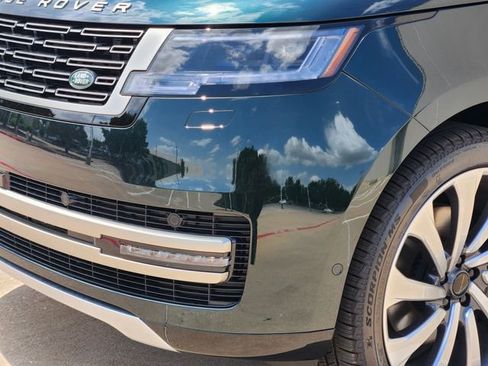 New 2026 Land Rover Range Rover SE AWD/4WD image 7