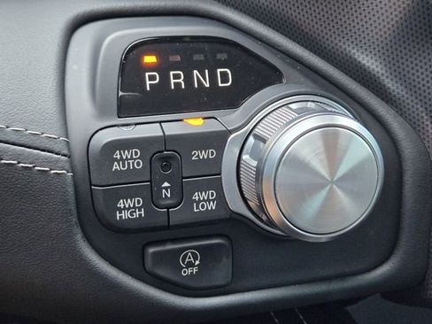 Used 2025 RAM 1500 Limited AWD/4WD image 25