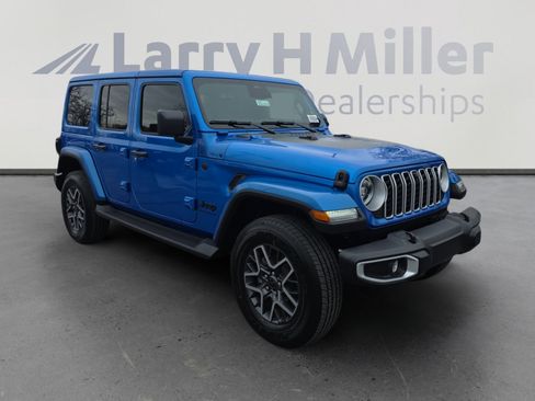 New 2026 Jeep Wrangler Sahara image 7