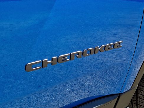 New 2026 Jeep Cherokee Limited AWD/4WD image 13