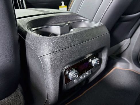 New 2026 GMC Acadia AT4 AWD/4WD image 25