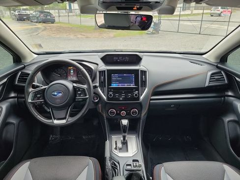 Used 2023 Subaru Crosstrek 2.0i Premium AWD/4WD image 9