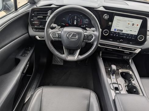 Used 2025 Lexus RX 350 FWD w/ Technology Package image 12