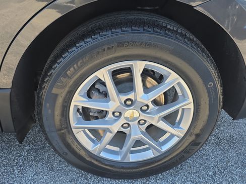 Used 2023 Chevrolet Equinox LT image 13