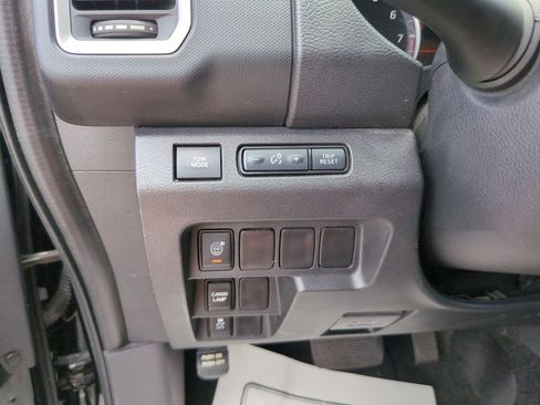 Used 2022 Nissan Frontier SV w/ Technology Package RWD image 28