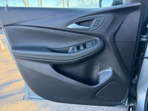 Used 2024 Buick Encore GX Sport Touring image 12