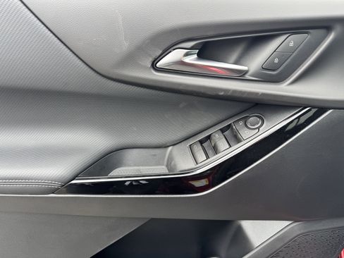 New 2026 Chevrolet Equinox LT w/ LPO, Floor Liner Package image 10