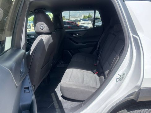 Used 2025 Chevrolet Equinox LT FWD image 25