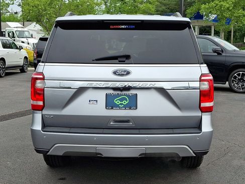 Used 2020 Ford Expedition XLT w/ Equipment Group 202A AWD/4WD image 23