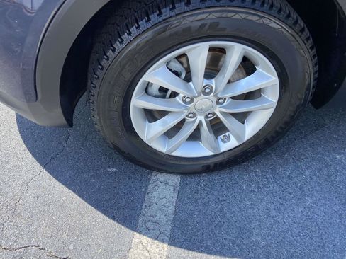 Used 2016 Kia Sorento FWD image 5