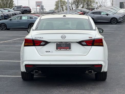 New 2026 Nissan Altima 2.5 SR FWD image 5
